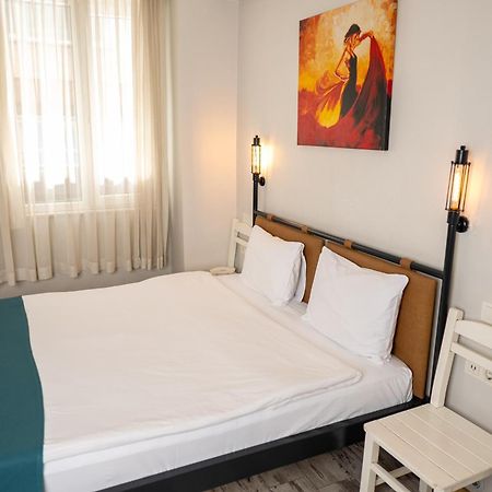 Hot Budget Ortakoy Estambul Exterior foto